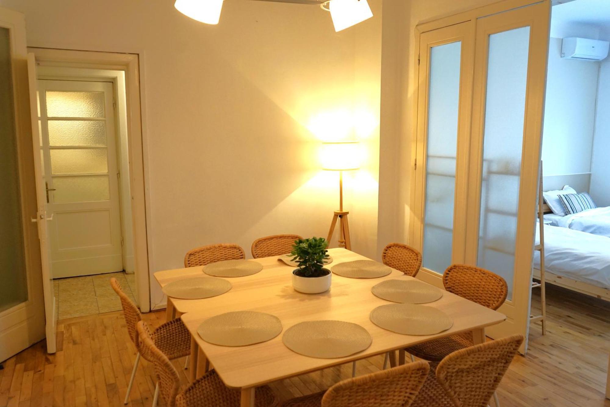Spacious 3Br, 2Bt With 5 Balconies 부쿠레슈티 외부 사진