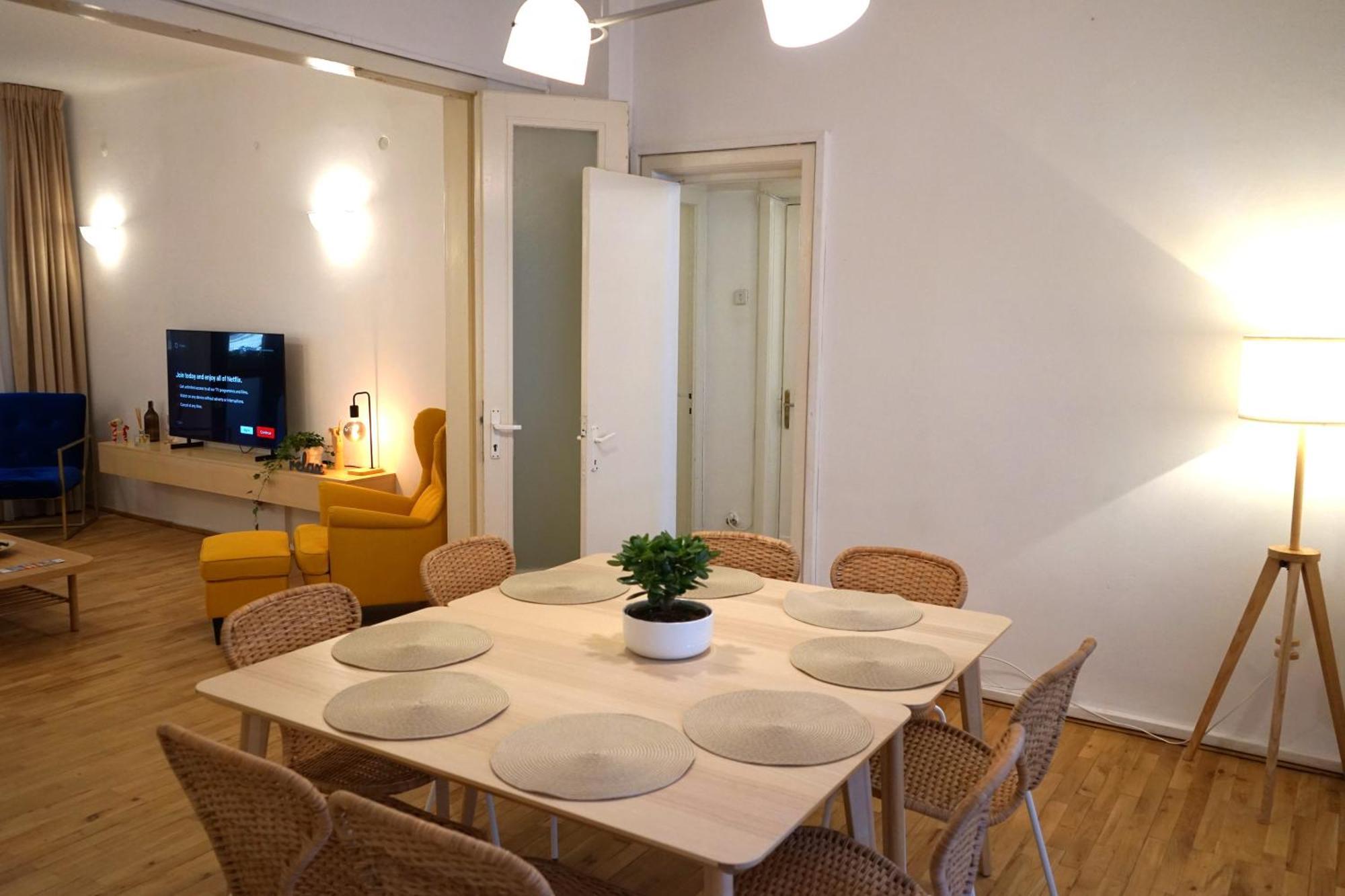 Spacious 3Br, 2Bt With 5 Balconies 부쿠레슈티 외부 사진
