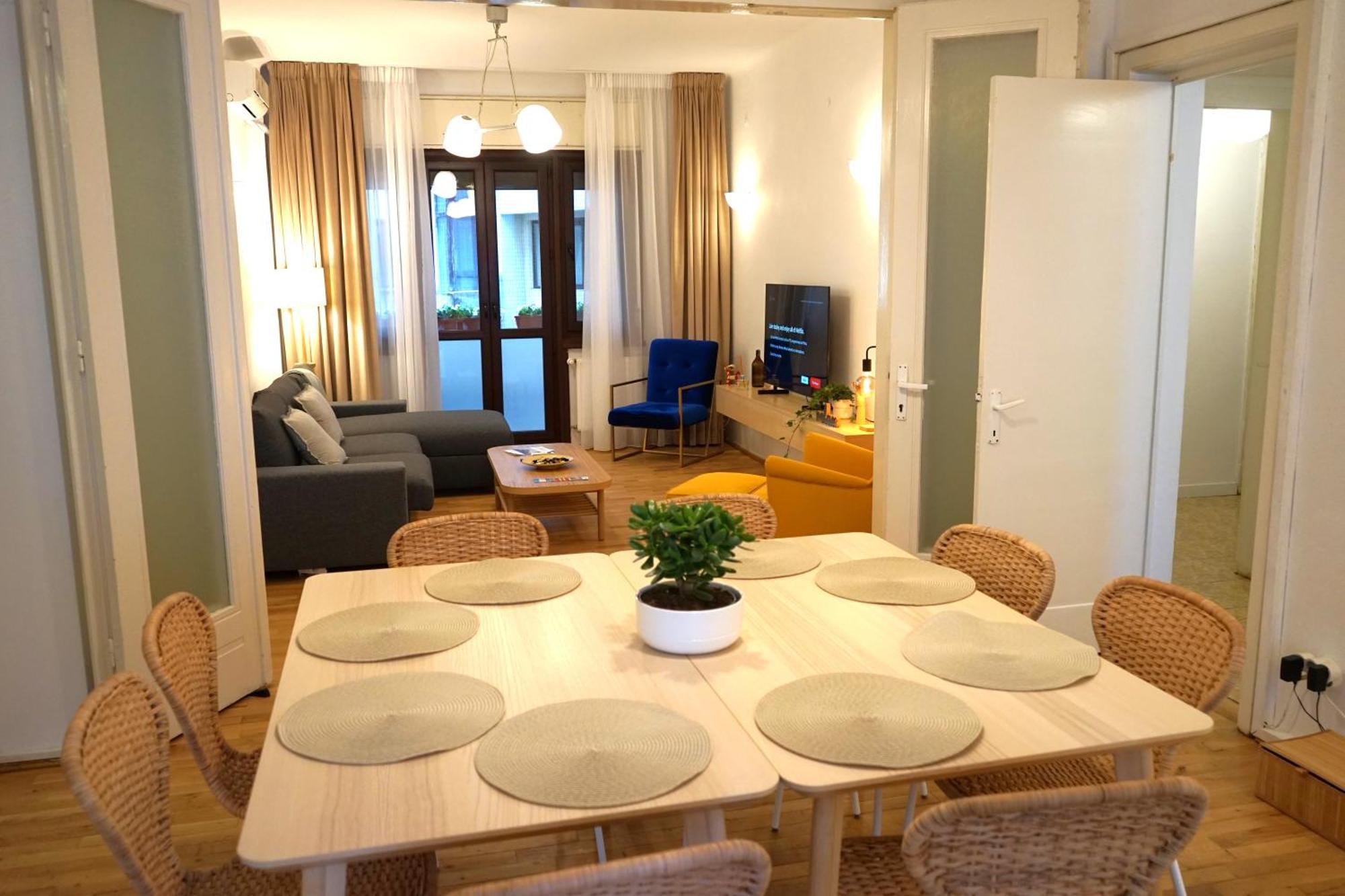 Spacious 3Br, 2Bt With 5 Balconies 부쿠레슈티 외부 사진